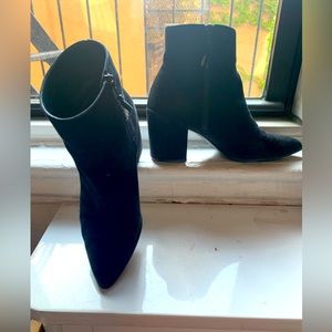 Stuart Weitzman Suede Block Heel Bootie- size 7.5